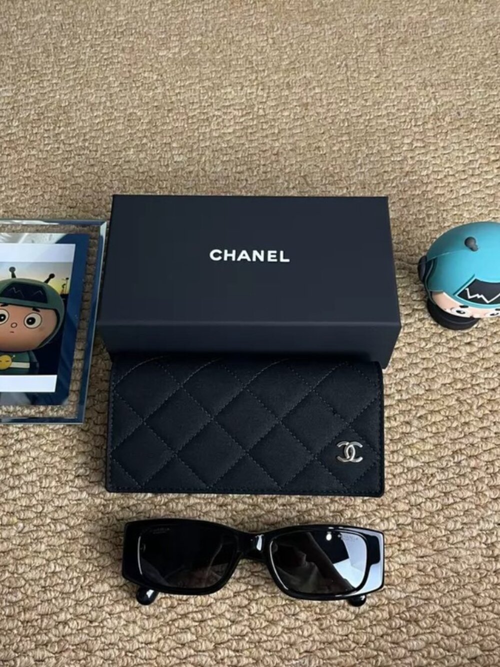 ✨ CHANEL CH5566 Black Sunglasses • Gold CC Logo • New Authentic - Picture 2 of 7